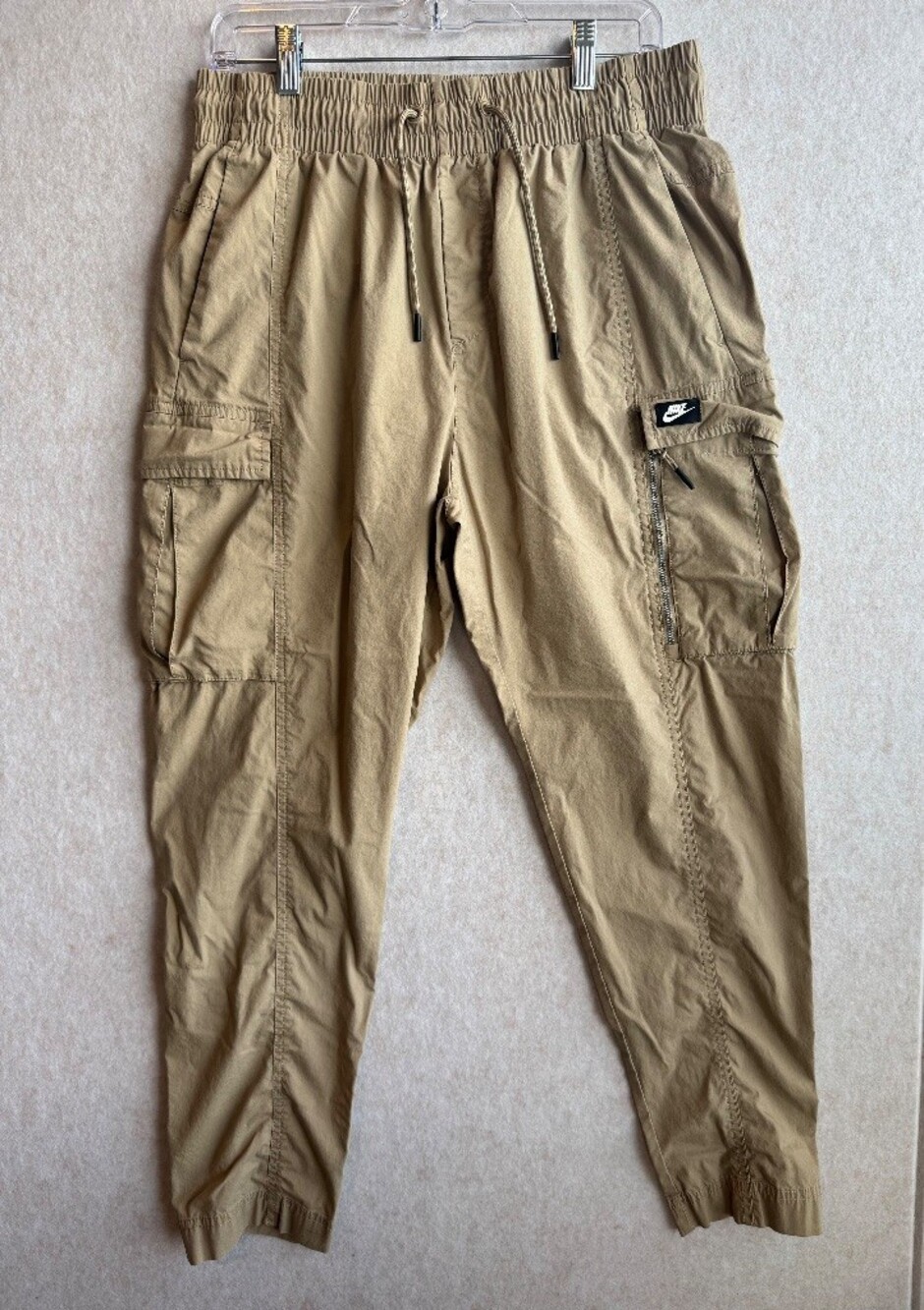 Nike Mens M Khaki Cargo Pants Woven Utility Jogger Drawstring Zip Pockets Tan